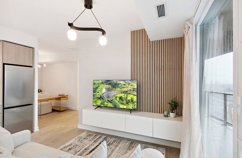 Islington - City Centre West Condo | Chic Condo in Prime Location – Stylish Stay with Easy Access to Everything!