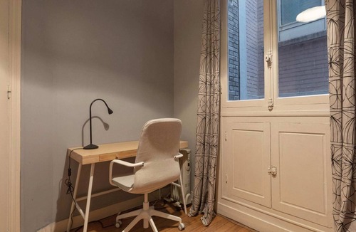 Grenelle Apartment | Chic Grenelle | 3 Bedroom Apartment in Paris