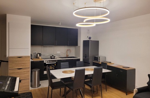 Serris Apartment | Chic, modern apartment near Disneyland Paris for 4 people