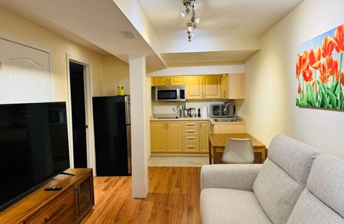 Brampton House | Chic & Private One-Bedroom Unit