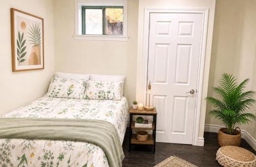 Newmarket House | Chic & Spacious 2BR Home Near Yonge St