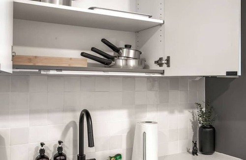 Historic Ybor Apartment | Chic Ybor Studio |Free Parking | Mins to DT!