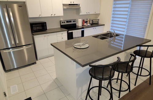 Penetanguishene Villa | Chorburjo Cozy Villa (House)