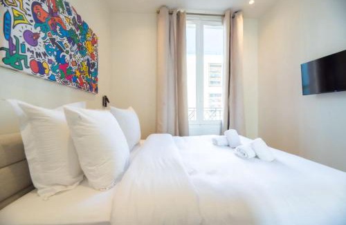 Clichy Apartment | CIA - Chic Flat with AC few steps from Paris
