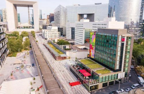 Parc-Nord Hotel | citizenM Paris La Défense