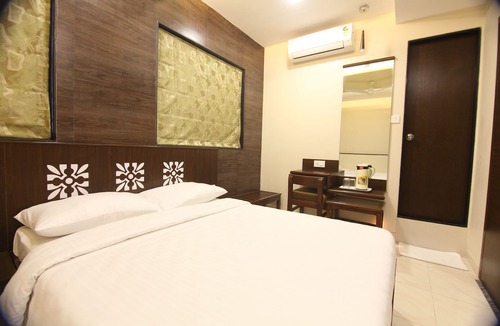 Dadar East House | City Guest House