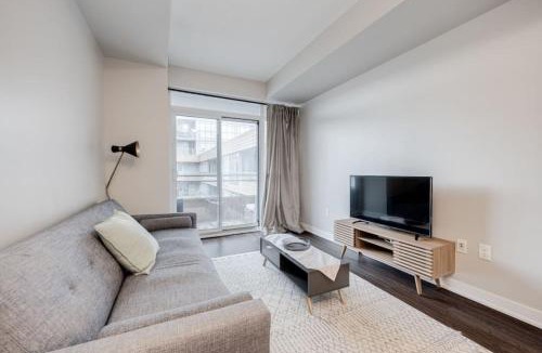 CityPlace House | City Serenity 1 Bedroom with Balcony