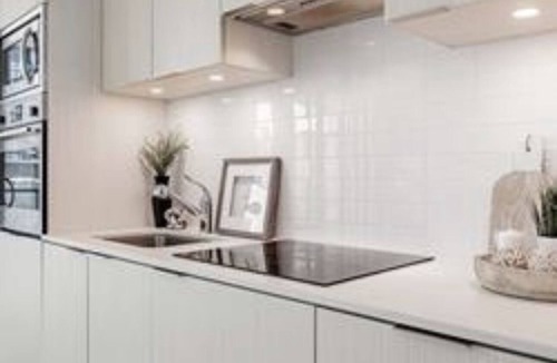 Church and Wellesley Condo | City View Condo Downtown Toronto Gym/Pool 1 Queen Bed W kitchen