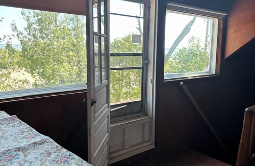 Sauble Beach Cottage | Classic Sauble Cottage- River directly behind, beach right across the street!