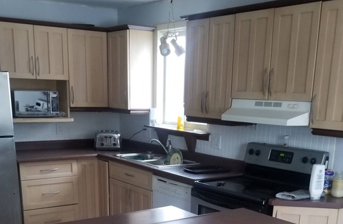 North Bay House | Clean and Quiet Room for rent Nightly
