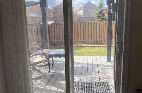 Gateway Apartment | clean & spacious 2 bedroom walk out basement seperate entrance