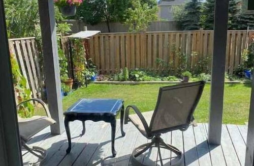 Gateway Apartment | clean & spacious 2 bedroom walk out basement seperate entrance