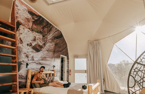 Valle Hotel | Clear Sky Resorts - Grand Canyon - Unique Sky Domes