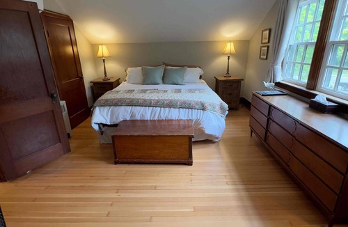 Southampton House | Close to the beach and downtown
