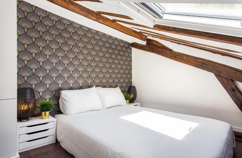 9th Arrondissement Apartment | CMG Moulin Rouge - Rue des Martyrs F