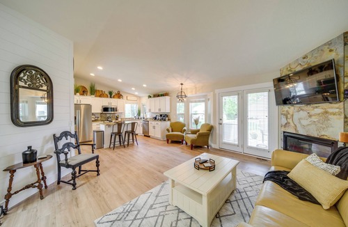 Coeur d'Alene Cottage | Coeur D'alene Vacation Rental ~ 4 Mi to the Lake!