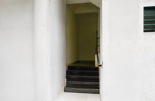Thane West House | Collection O Viviana Mall Thane West