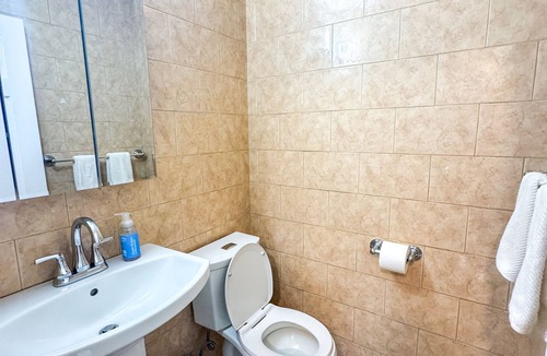 Manhattan Valley Apartment | Colombia University 3Bedroom 1 1/2 Bath Across Cathedral of St. John the Divine
