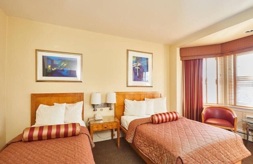 Gayborhood Hotel | Combo Room at Alexander Inn, Pets are Welcome!