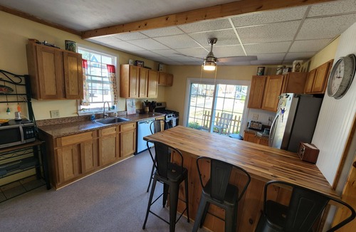 Sylvan Beach House | Come enjoy the best of the Beach!