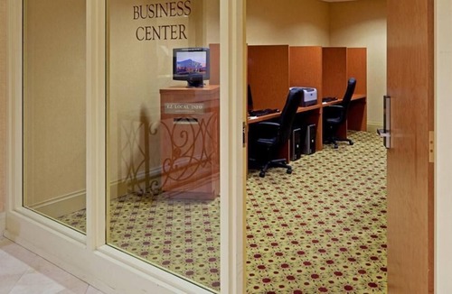 Harrisburg House | Comfort and Convenience! Pets Allowed, Outdoor Pool, Free Parking
