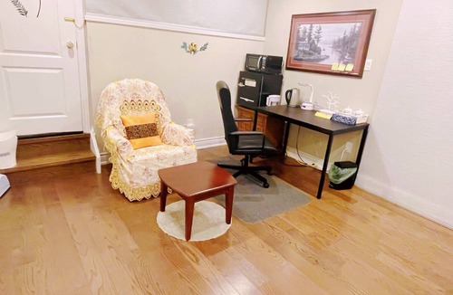 Markham House | Comfort and Lovely home in Markham