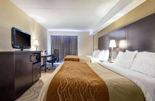 North Bay Hotel | Comfort Inn