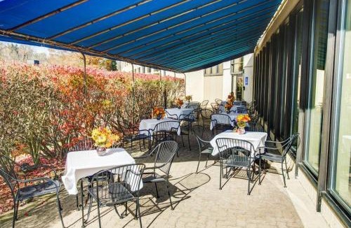 Churchhill Hotel | Comfort Inn Conference Center Pittsburgh Penn Hills