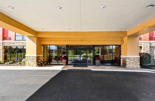 Mars Hotel | Comfort Inn Cranberry Twp