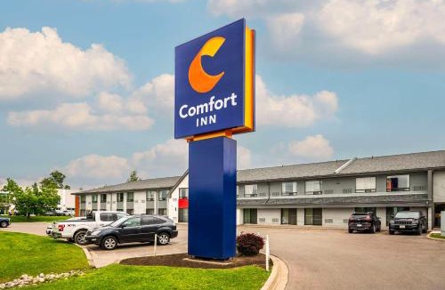 Sharon Hotel | Comfort Inn Newmarket - Aurora
