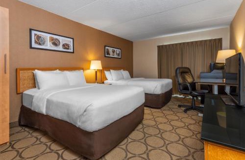 Sharon Hotel | Comfort Inn Newmarket - Aurora