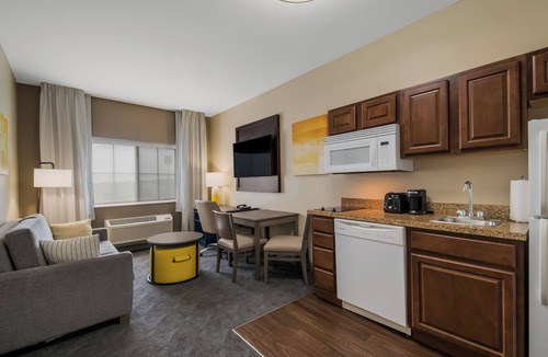 Barnesville Hotel | Comfort Inn & Suites Barnesville - Frackville