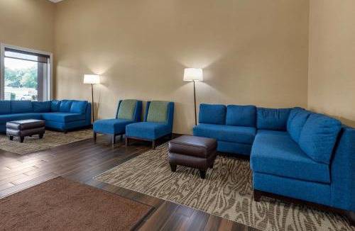 Glen Mills Hotel | Comfort Inn & Suites Glen Mills - West Chester