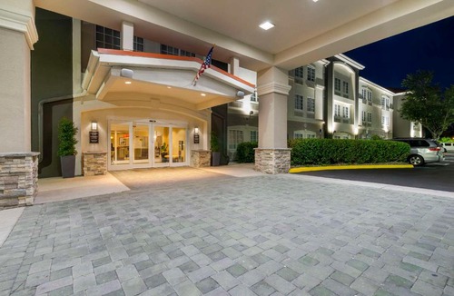 Charlotte County Hotel | Comfort Inn & Suites Port Charlotte-Punta Gorda