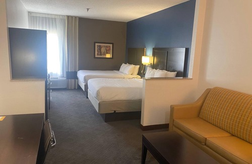 Trussville Hotel | Comfort Inn & Suites Trussville I-59 exit 141