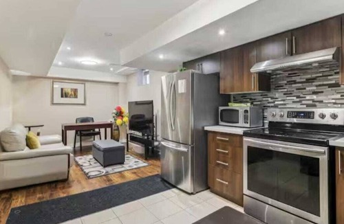 Brampton House | Comfortable & Cozy 2BR Hideaway