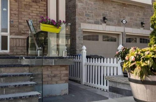 Brampton House | Comfortable & Cozy 2BR Hideaway