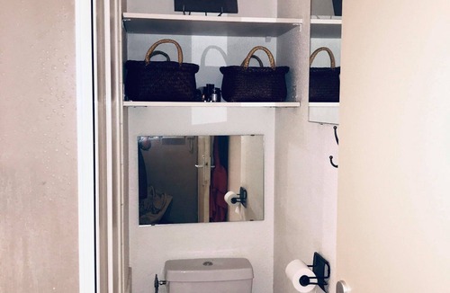 Suresnes Apartment | Comfortable Studio Apartement Dans une Résidence Calme et Securisée