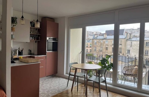 La Villette Apartment | Comfortable Studio Canal St Martin