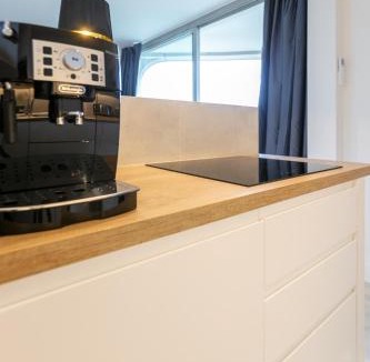 Puteaux House | Comfortion Norma - Suite de luxe avec vue sur la Tour Eiffel