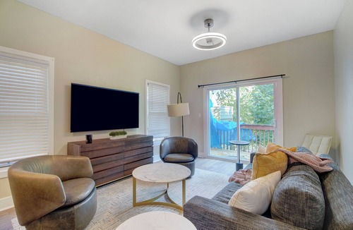 McGinley Square Apartment | Comfy 3 BR Retreat: mins to NYC - 3 nt min/inquire