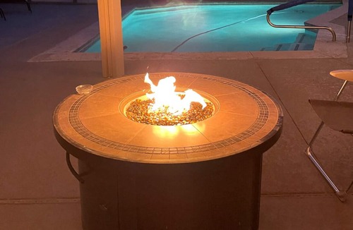 Bullhead City House | Comfy Desert Retreat with pool. Bring your toys!
