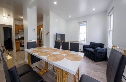 Passaic House | Comfy Family Home - Near NYC!