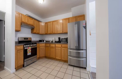 Passaic House | Comfy Family Home - Near NYC!