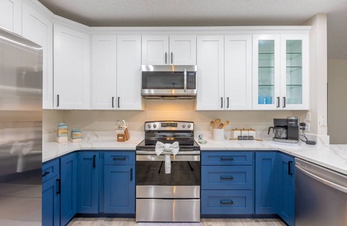 Poinciana House | Comfy & Getaway House w/Pool!