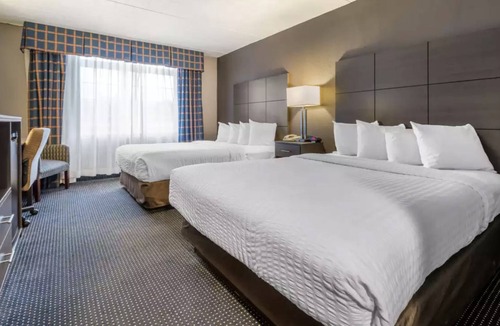 New Cumberland House | Comfy room with bath close to the State Capital