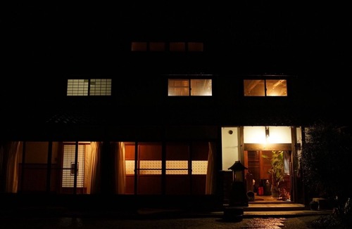 Yamanashi House | Complete with home sauna, all-you-can-eat