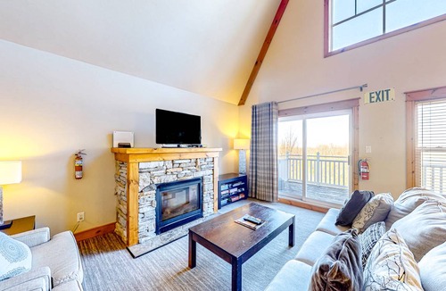 The Blue Mountains Condo | Condo ∙ 2 bedrooms ∙ 6 guests