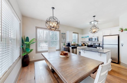 The Blue Mountains Condo | Condo ∙ 2 bedrooms ∙ 6 guests