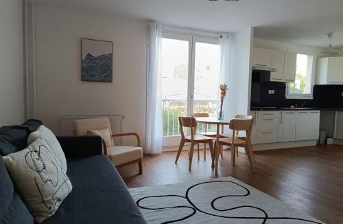 Aubervilliers Apartment | Confort 50m2 proche stade